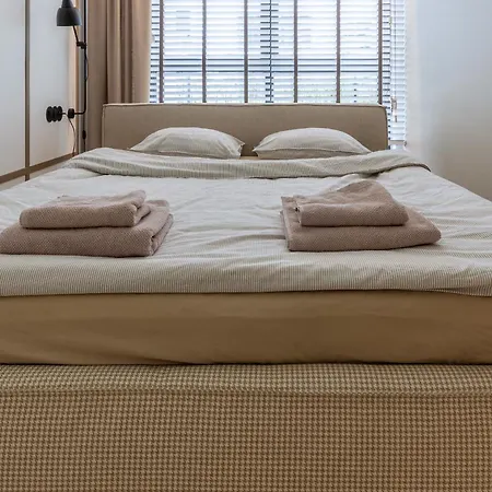 Apartament Doki 37 *